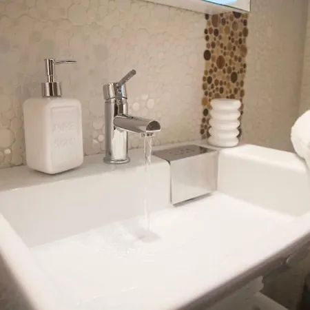 Luxury Penthouse With Amazing View! Atina