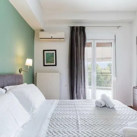 Luxury Penthouse With Amazing View! Διαμέρισμα *